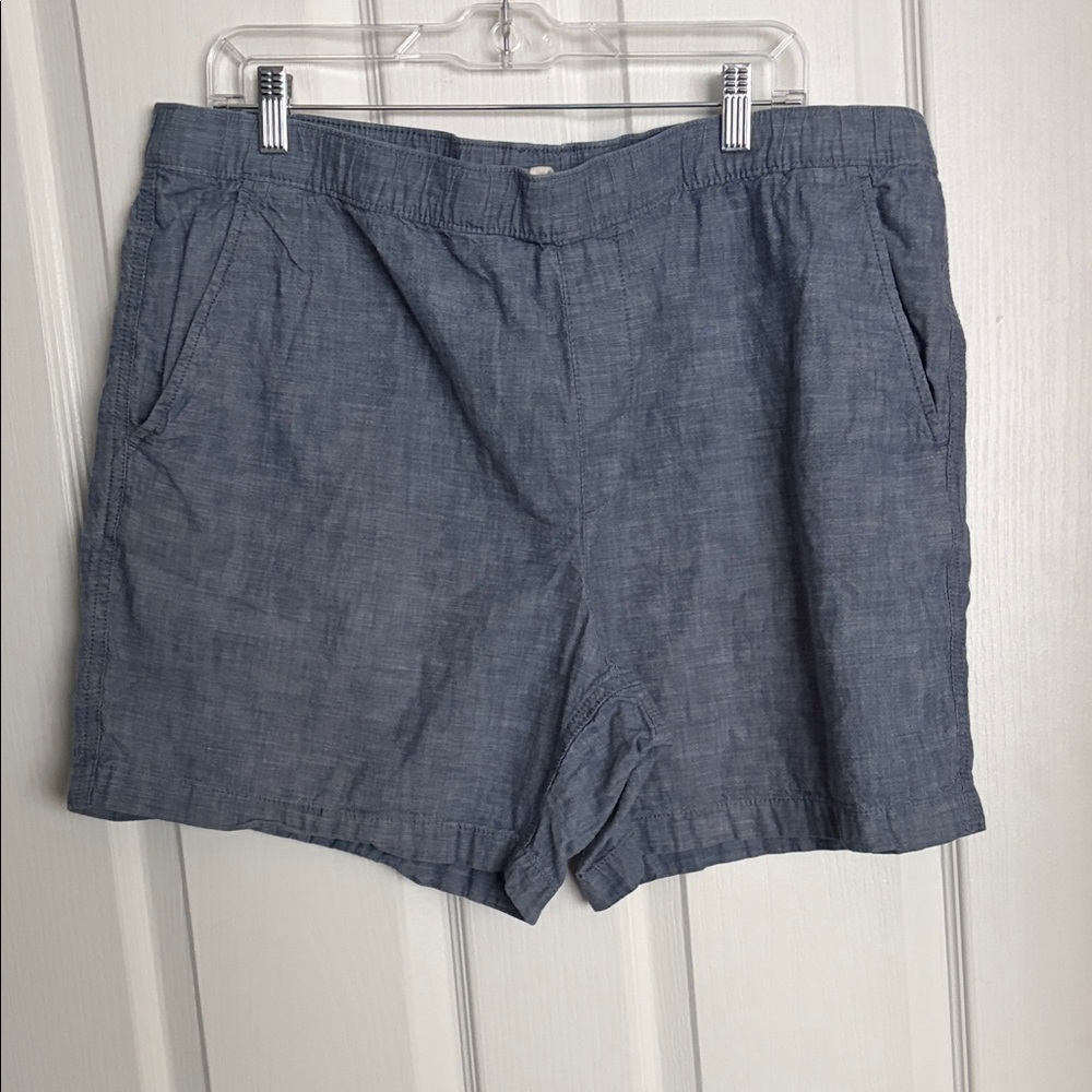 Lightweight Flat Front Men's Shorts in Heathered Blue